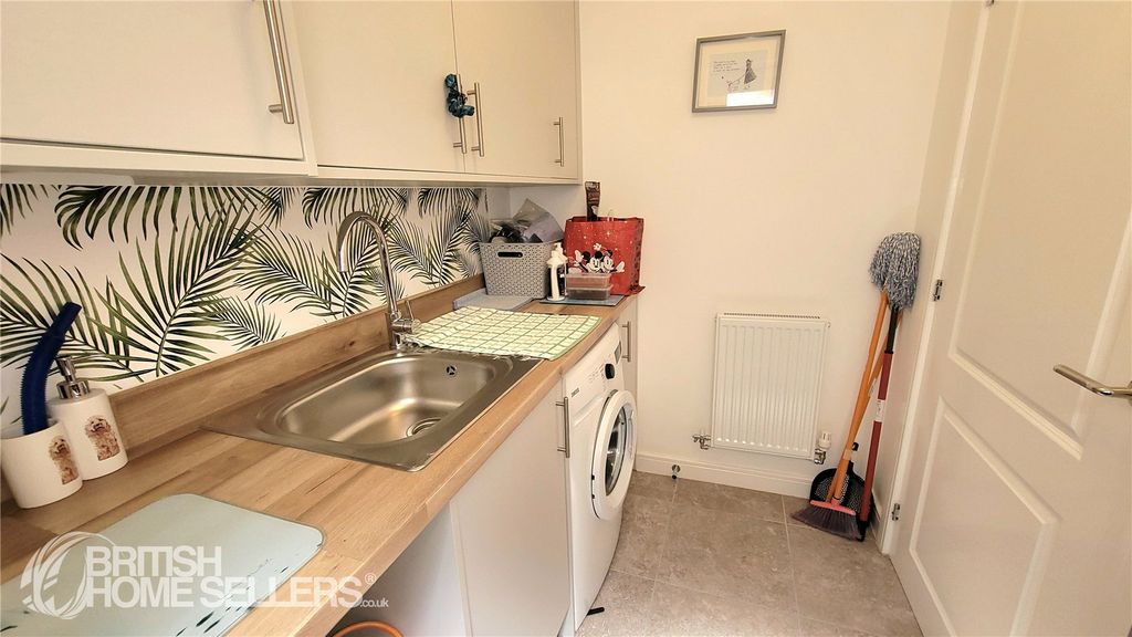 Property photo 3 of 15 Picture No. 16