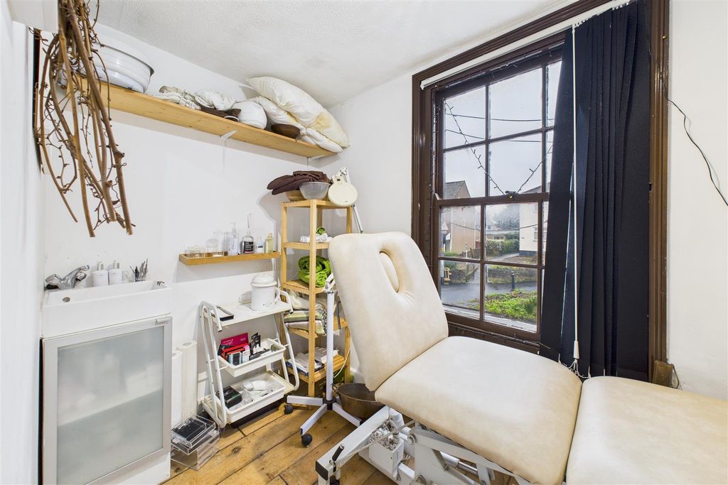 Additional image 15 of 1 bed terraced house for saleLower High Street, Shirehampton, Bristol BS11
