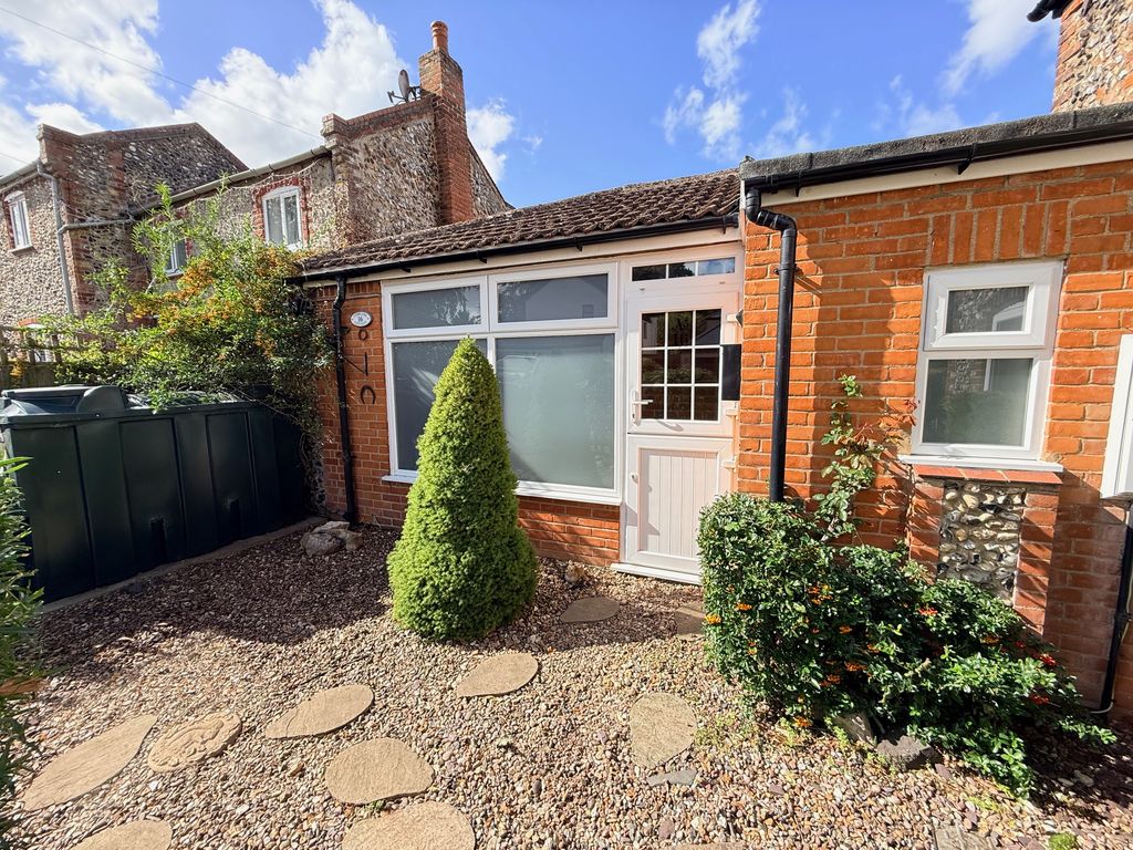 Property photo 2 of 13