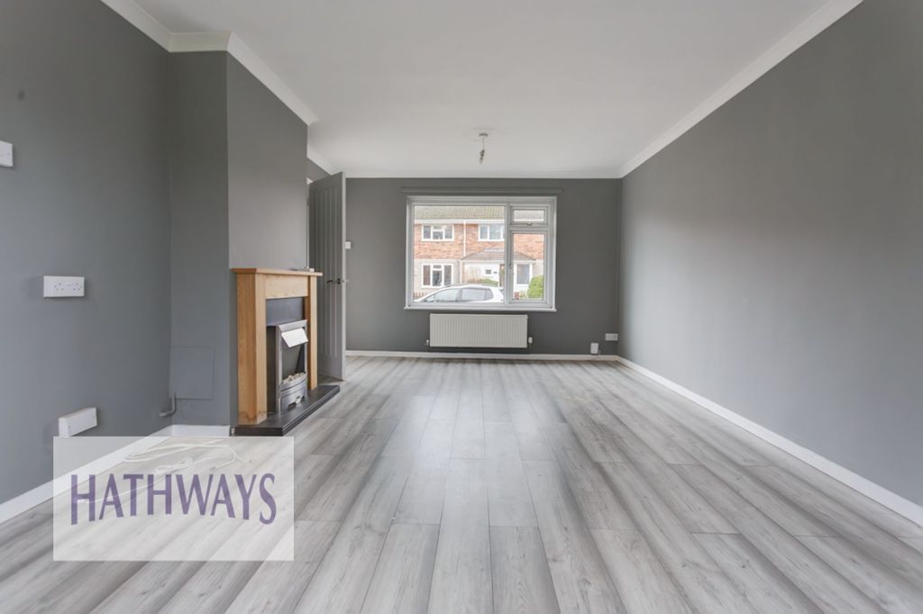 Property photo 2 of 35