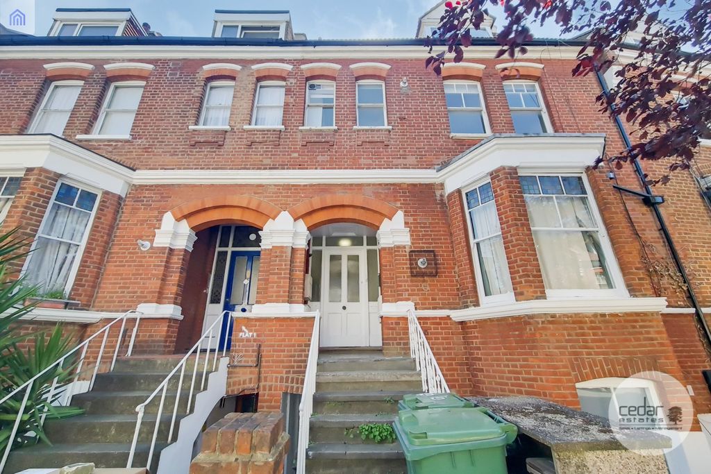 Property photo 1 of 10