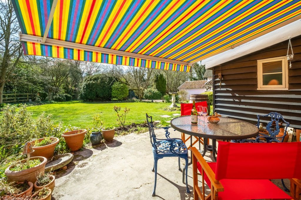 Property photo 3 of 24 Lodge Cottage-44