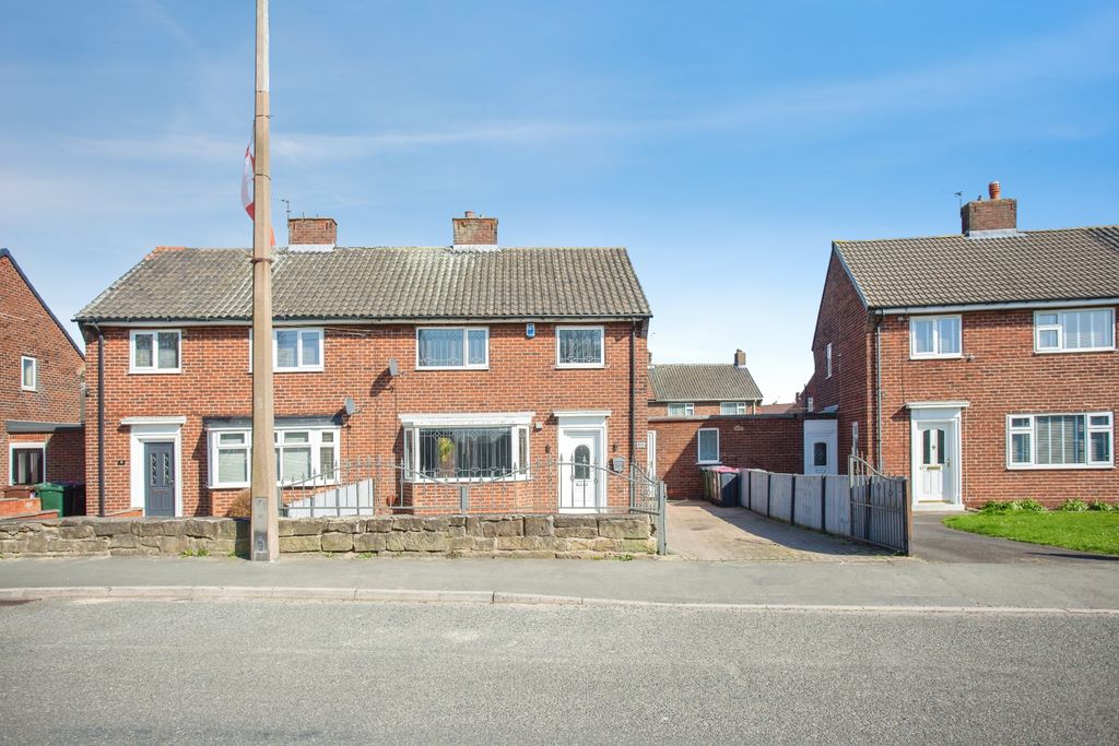 Property photo 1 of 15 Site Front