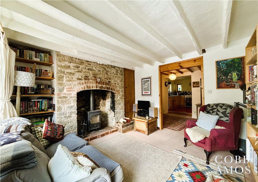 Property photo 2 of 21 High-Res-02.Jpg