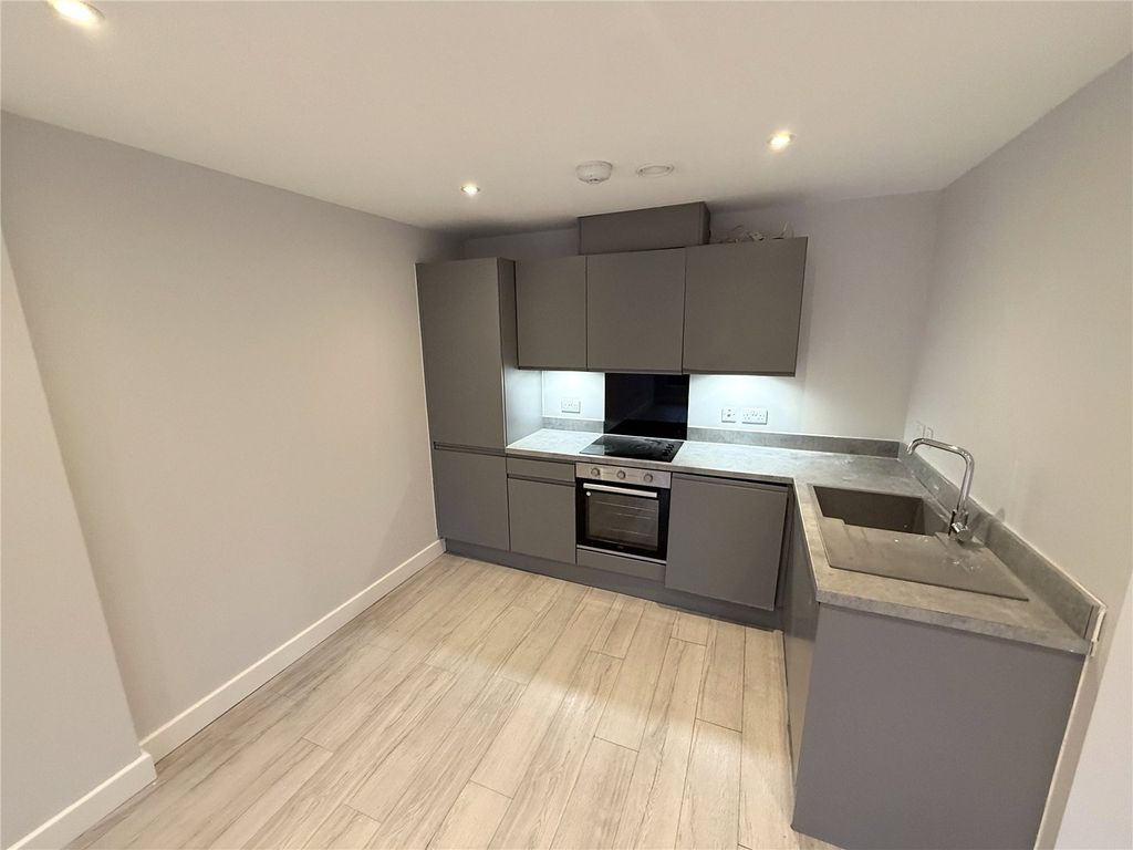 Property photo 3 of 12 Picture No. 44