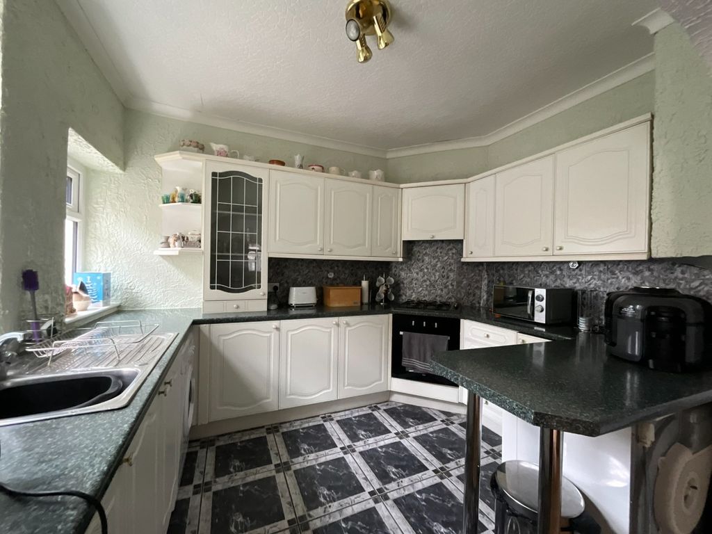 Property photo 1 of 20 3905952