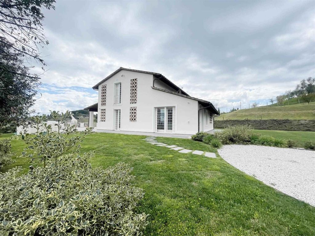 Property photo 1 of 29