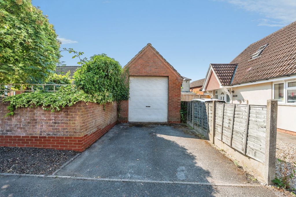 Property photo 2 of 26 Pbox-Img.Jpg