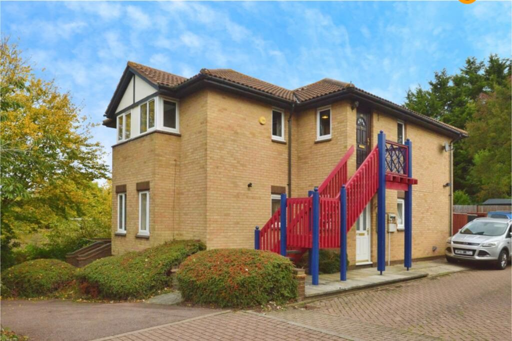 Property photo 1 of 9