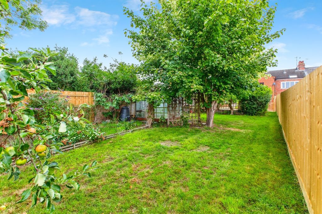 Property photo 2 of 17