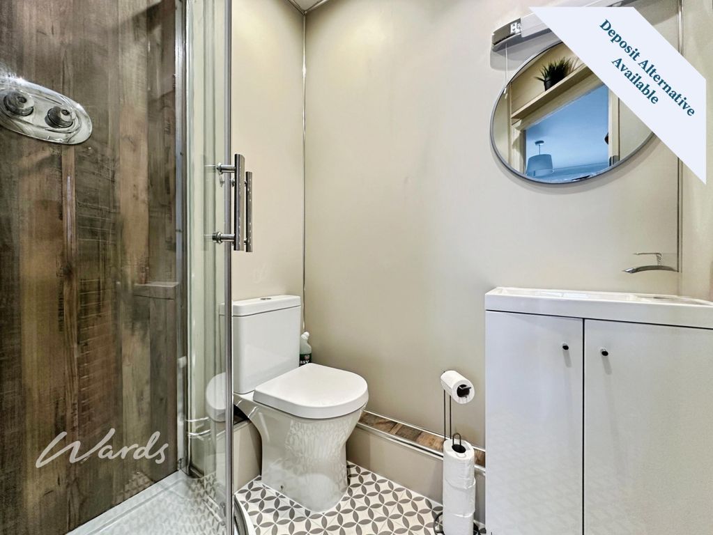 Property photo 3 of 13 En Suite