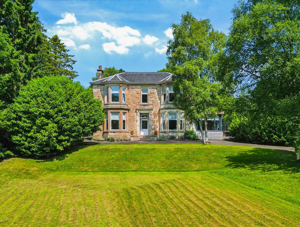 Property photo 1 of 59
