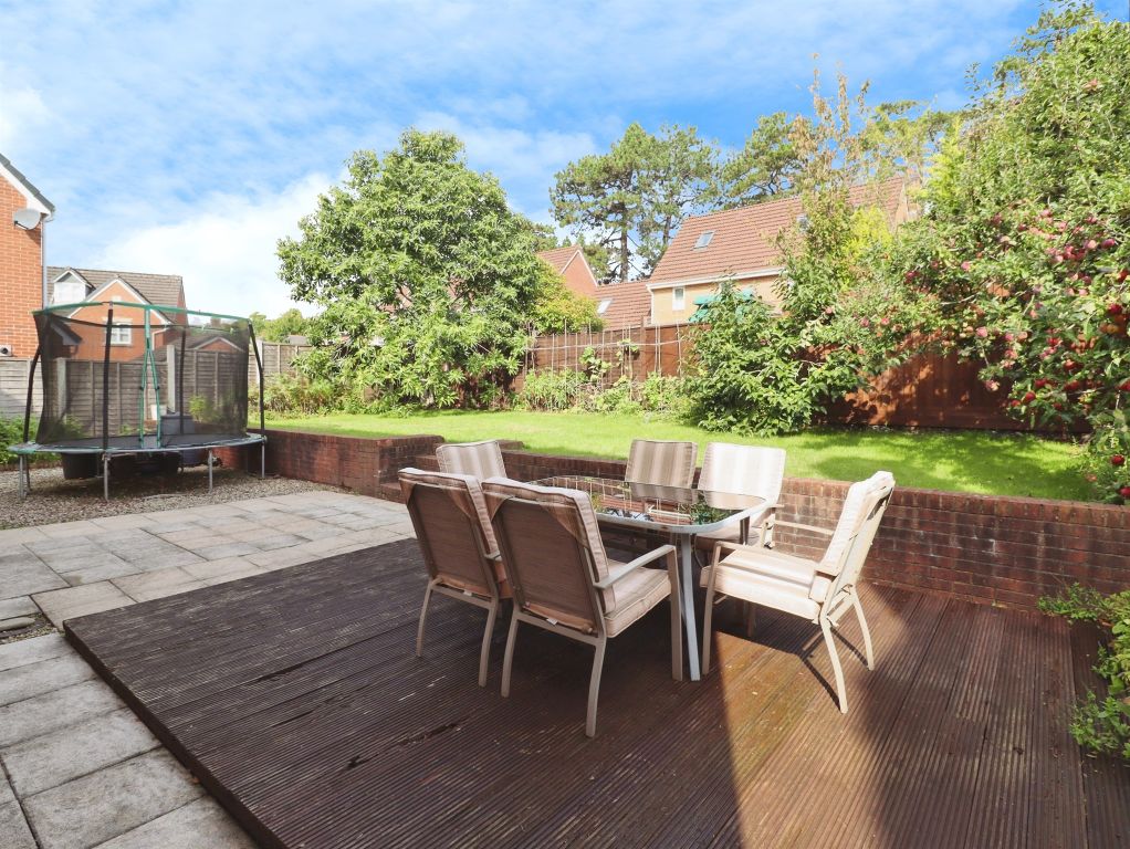 Property photo 3 of 31
