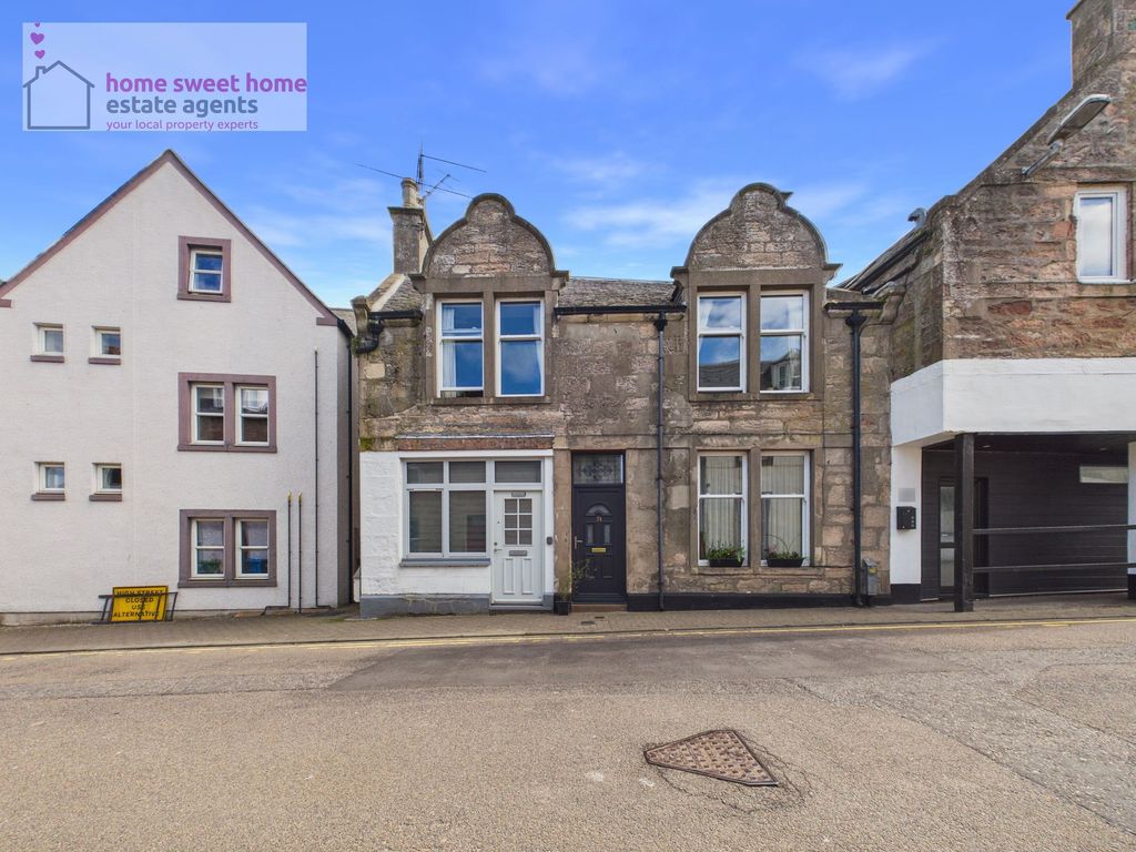 Property photo 2 of 34