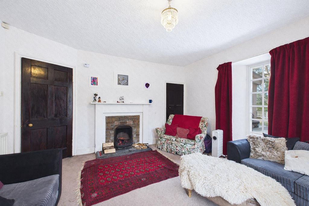 Property photo 2 of 30 Coylum House, Coylumbridge, Aviemore