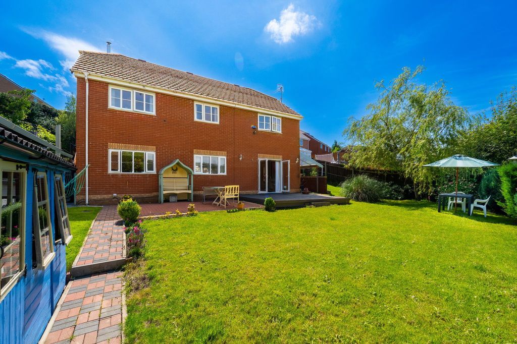 Property photo 1 of 49