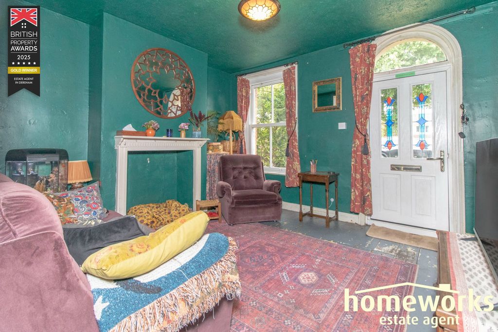 Property photo 2 of 13