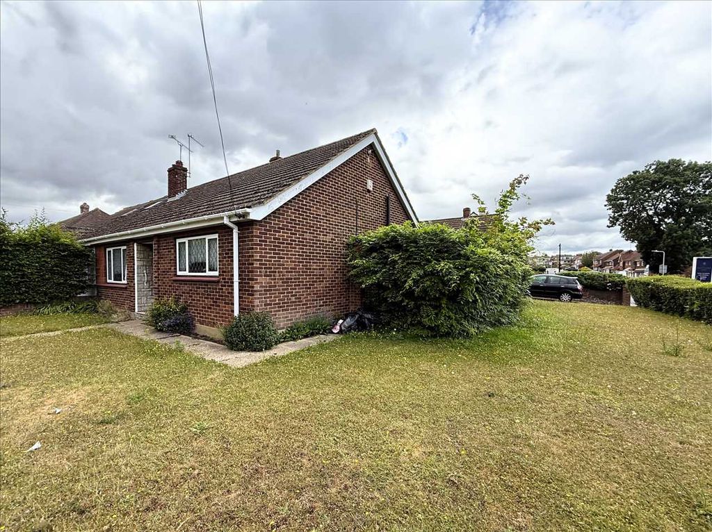 Property photo 3 of 21