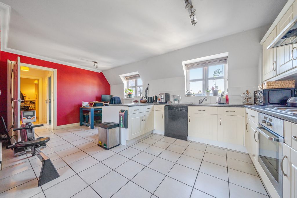 Property photo 3 of 10 1353308-1-68c7E739050Fa