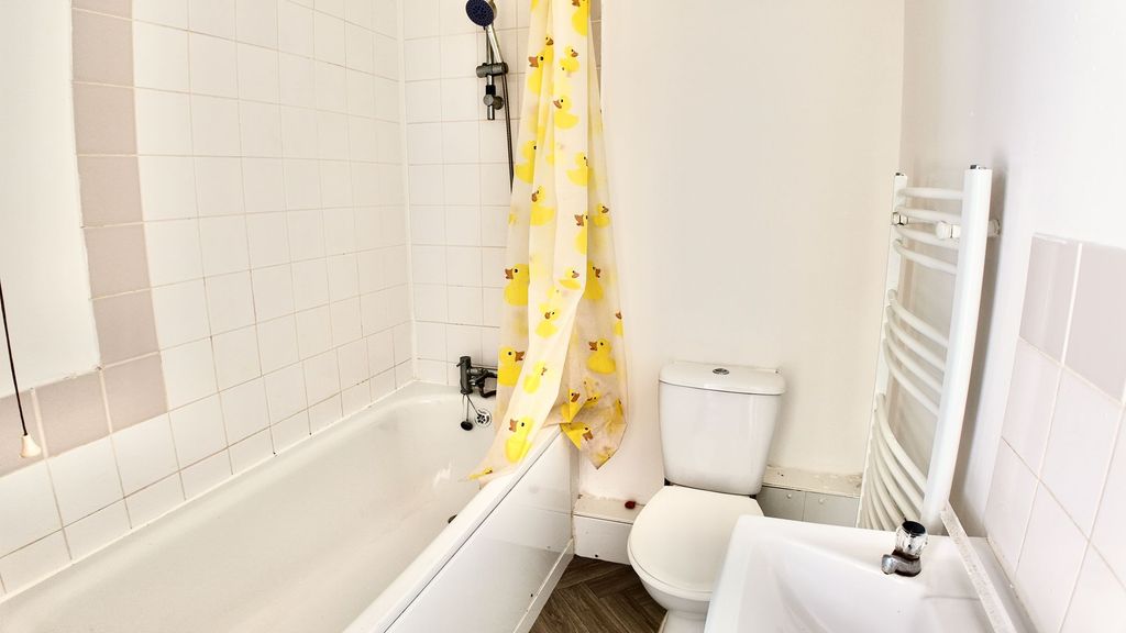 Property photo 3 of 9