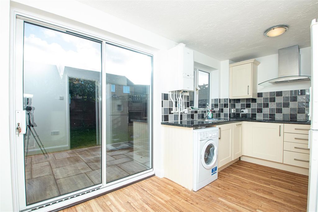 Property photo 2 of 12 48Bant_5.Jpg