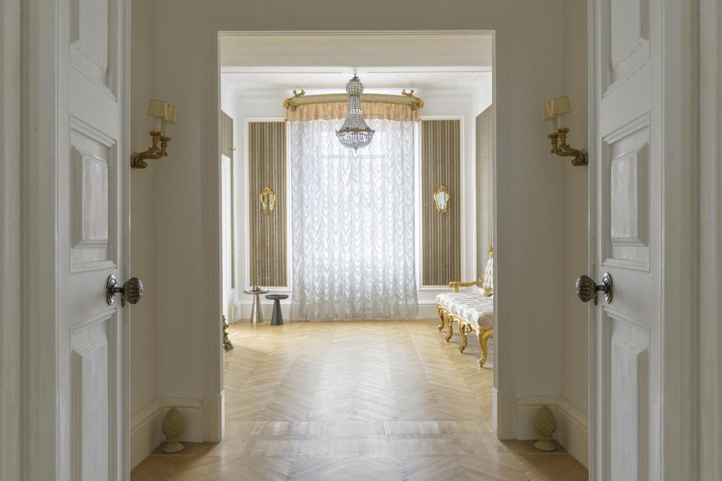 Property photo 2 of 27