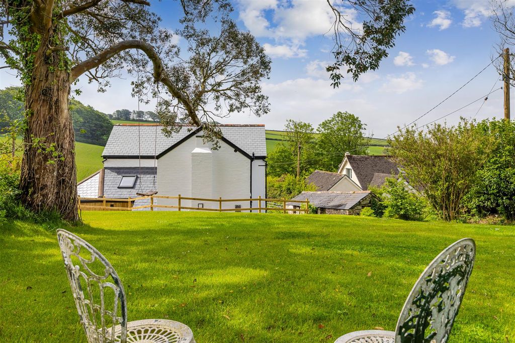 Property photo 2 of 40 A14 - Myrtle Cottage Eastdown Blackawton Totnes -