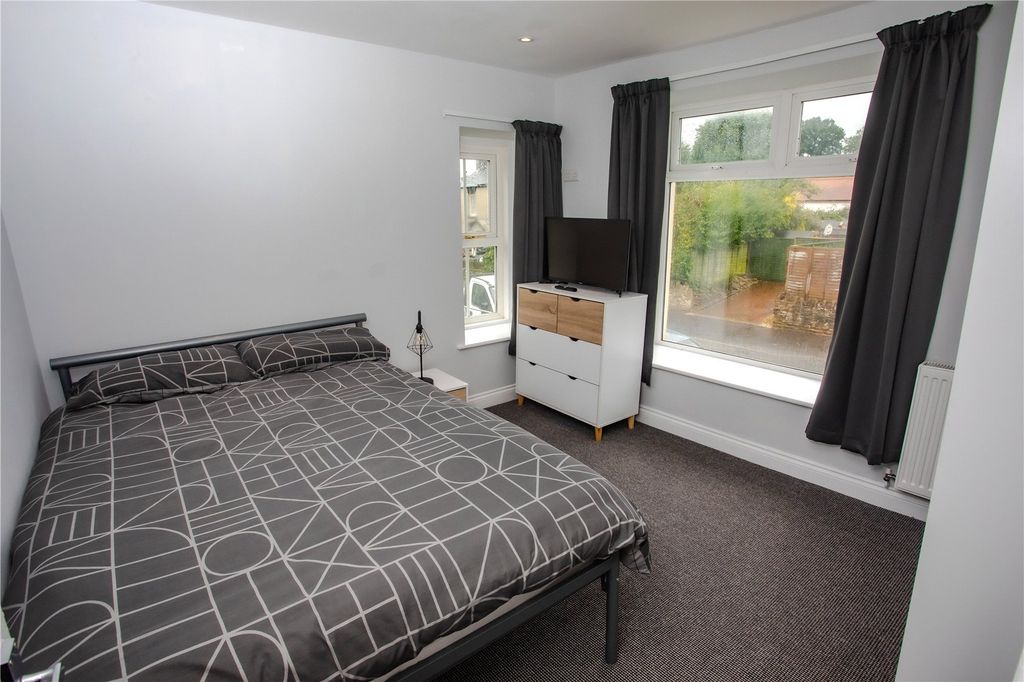 Property photo 2 of 17 Picture No. 07