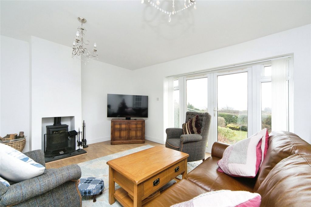 Property photo 3 of 34 Picture No. 26