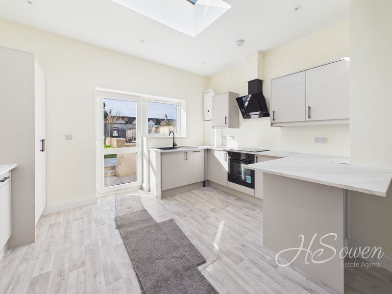 Property photo 3 of 11 Photo 5