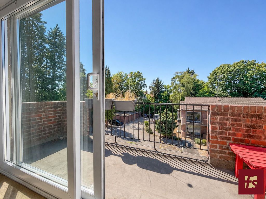 Property photo 3 of 13