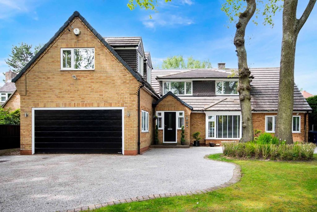 5 bed detached house for salePlantation Avenue, Bessacarr, Doncaster DN4