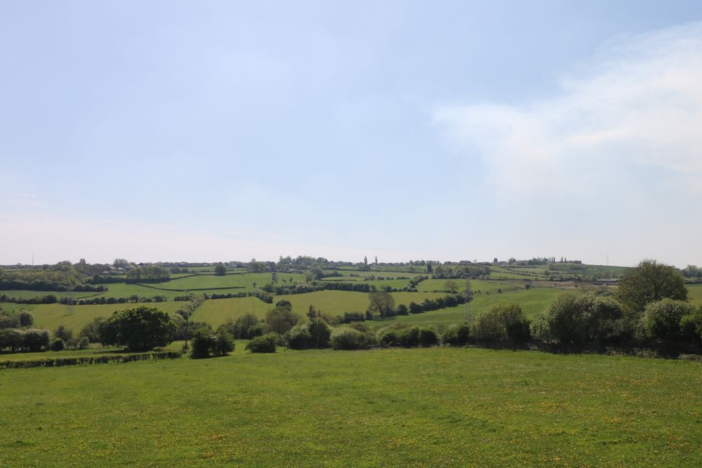Property photo 2 of 17 Img_0558