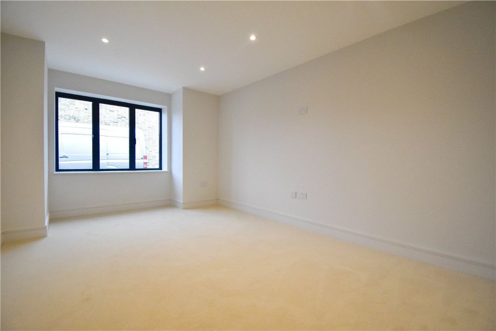 Property photo 3 of 9 Picture No. 03