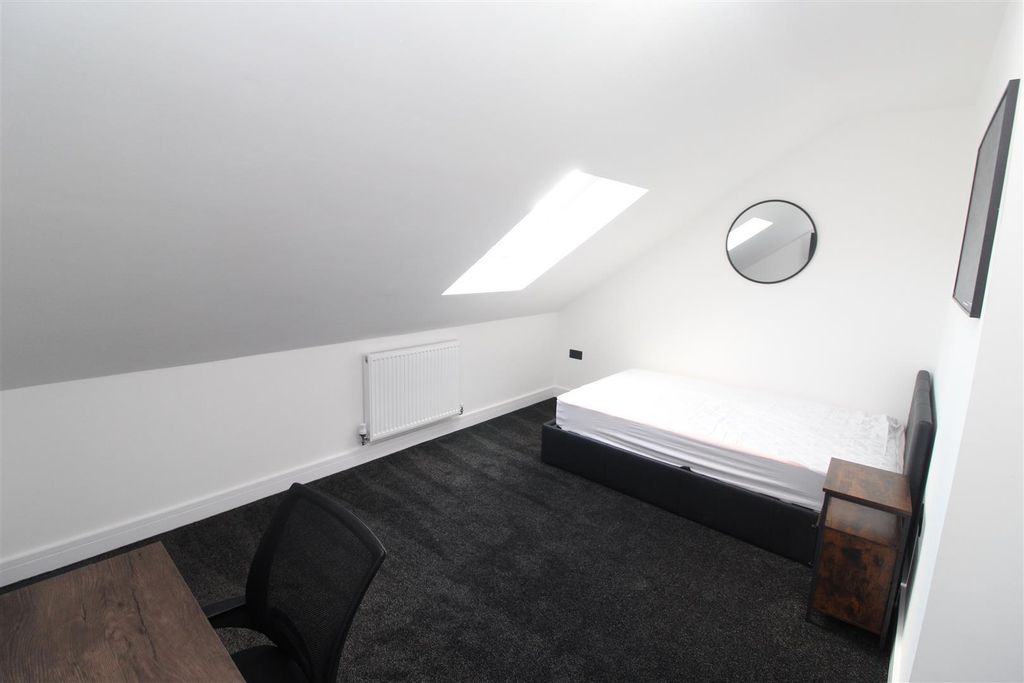 Property photo 3 of 13 Wyeverne 12.Jpg