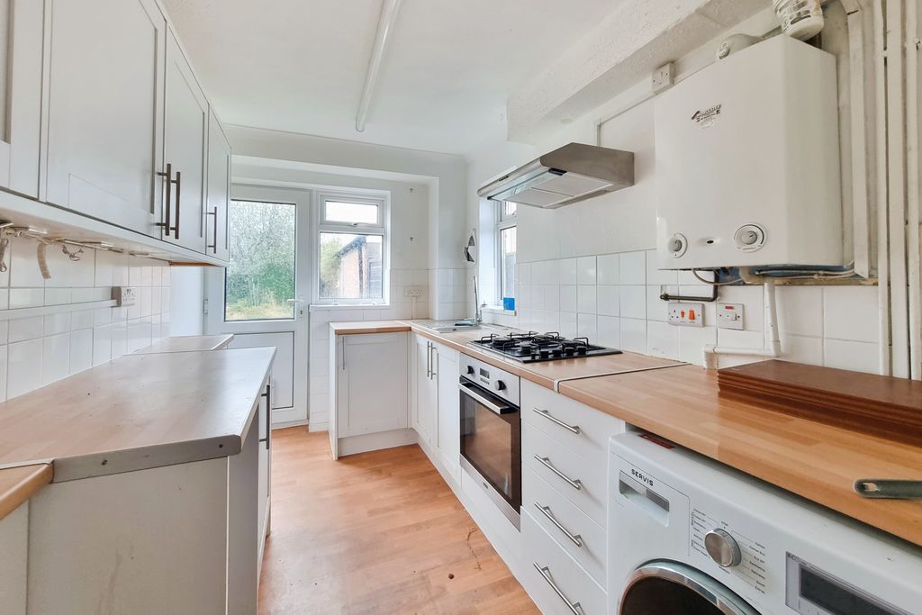 Property photo 2 of 14 20260413_125950