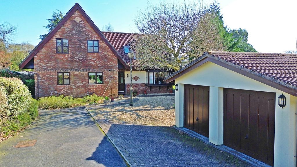 Property photo 1 of 34 Main Image