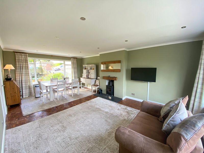 Property photo 3 of 11 Dining Room