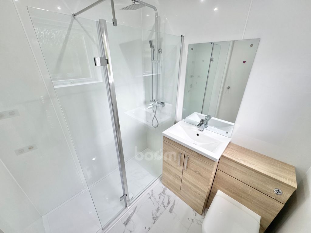 Property photo 3 of 20 Img_1061