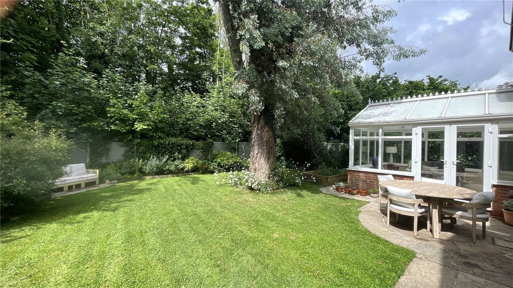Property photo 2 of 27 Picture No. 67