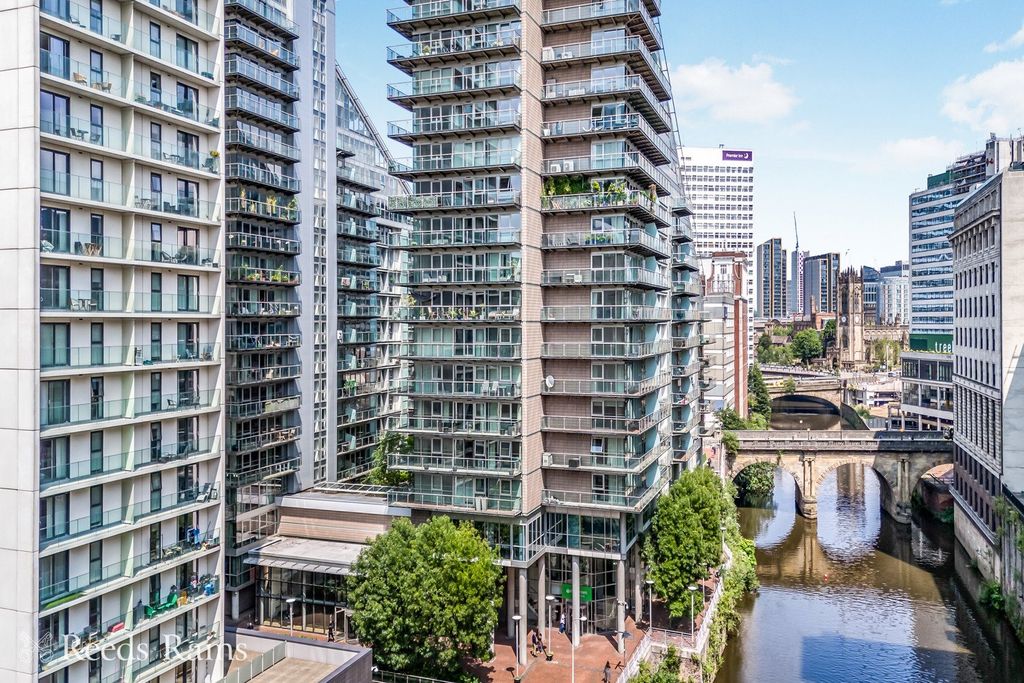 Property photo 1 of 11 Photo