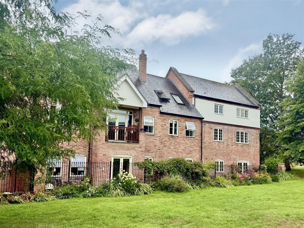 Property photo 1 of 21 1