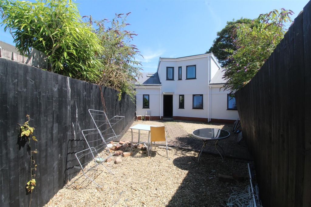 Property photo 3 of 15 Img_8950.Jpg