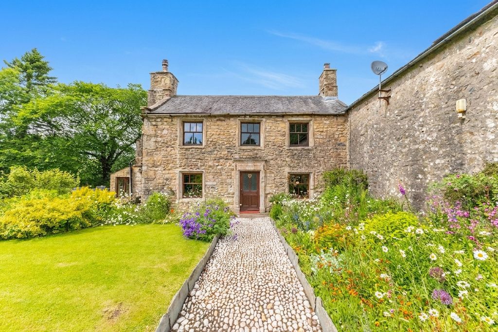 Property photo 1 of 39