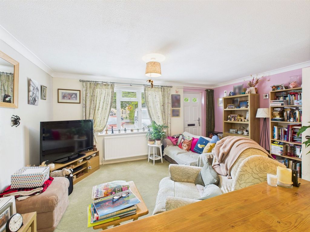 Property photo 3 of 8