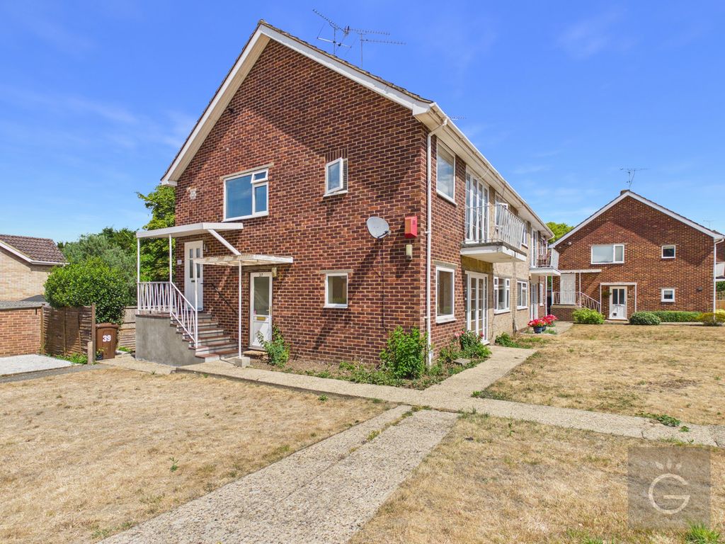Property photo 1 of 12