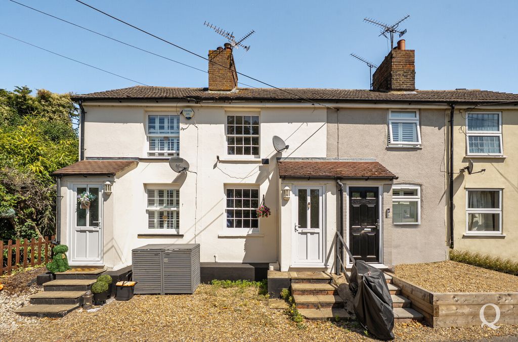 Property photo 1 of 18 37ee3d0E-Ca27-4d6...
