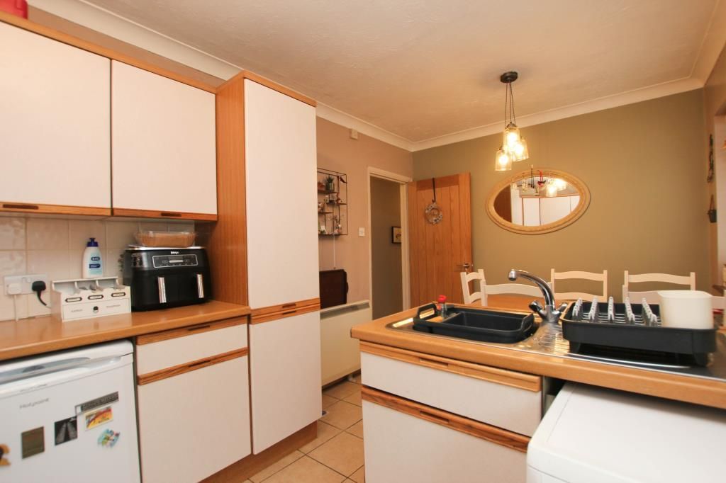 Property photo 3 of 11 Kit1.Jpg