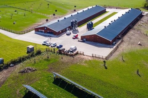 Property photo 2 of 8