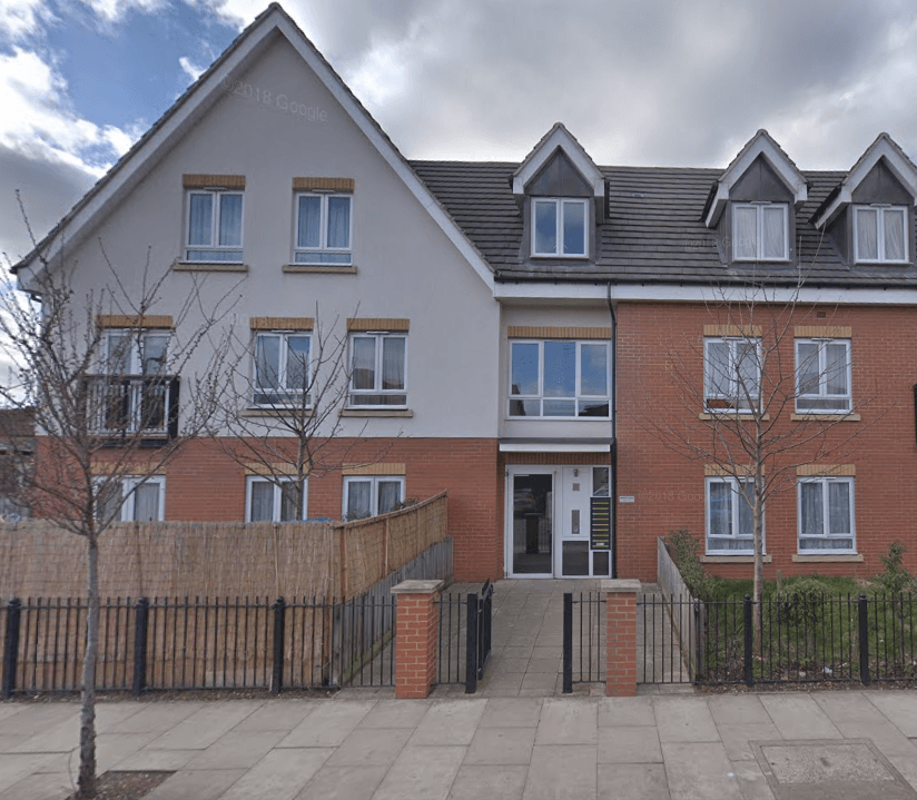 Property photo 1 of 1 2 Bedroom Flat, Featherstone Road, Soutahll, Ub2